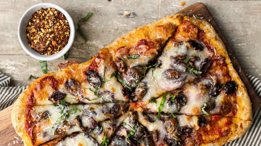 Fırında Karnabaharlı Pizza Tarifi, Nasıl Yapılır? Kaç Kalori? TozluMercek
